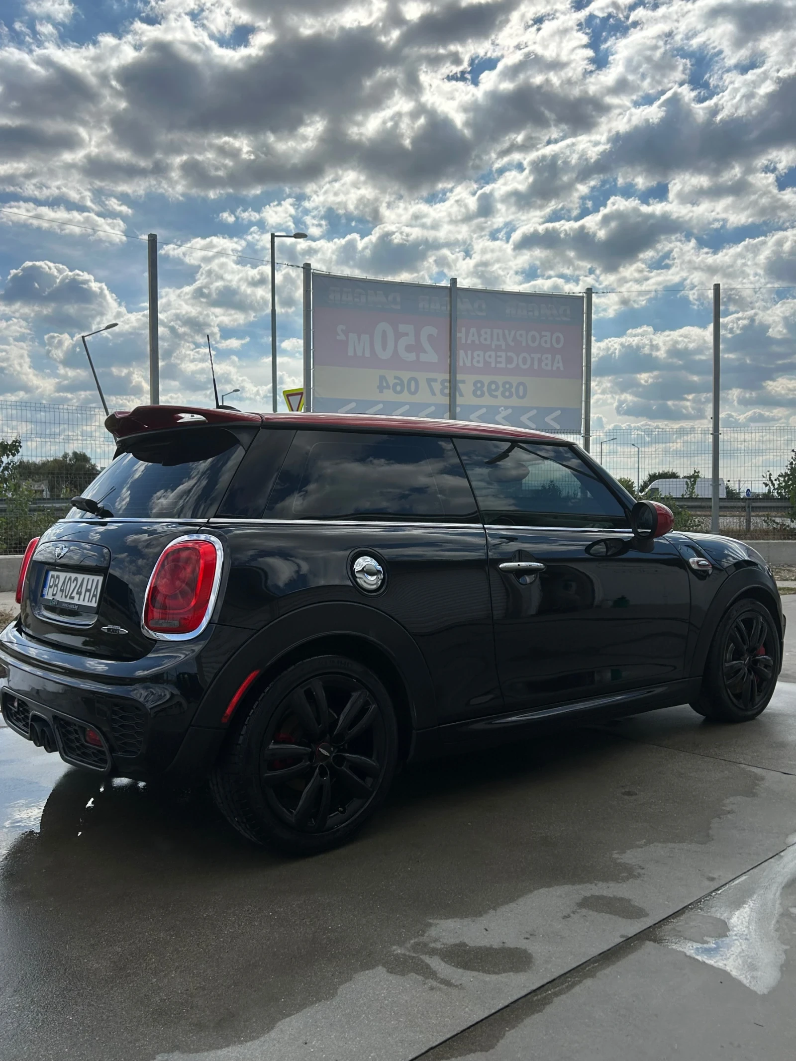 Mini John Cooper Works, снимка 3 - Автомобили и джипове - 56382401