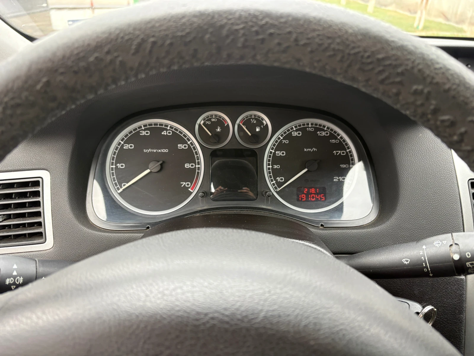 Peugeot 307 1.6, снимка 9 - Автомобили и джипове - 56646129