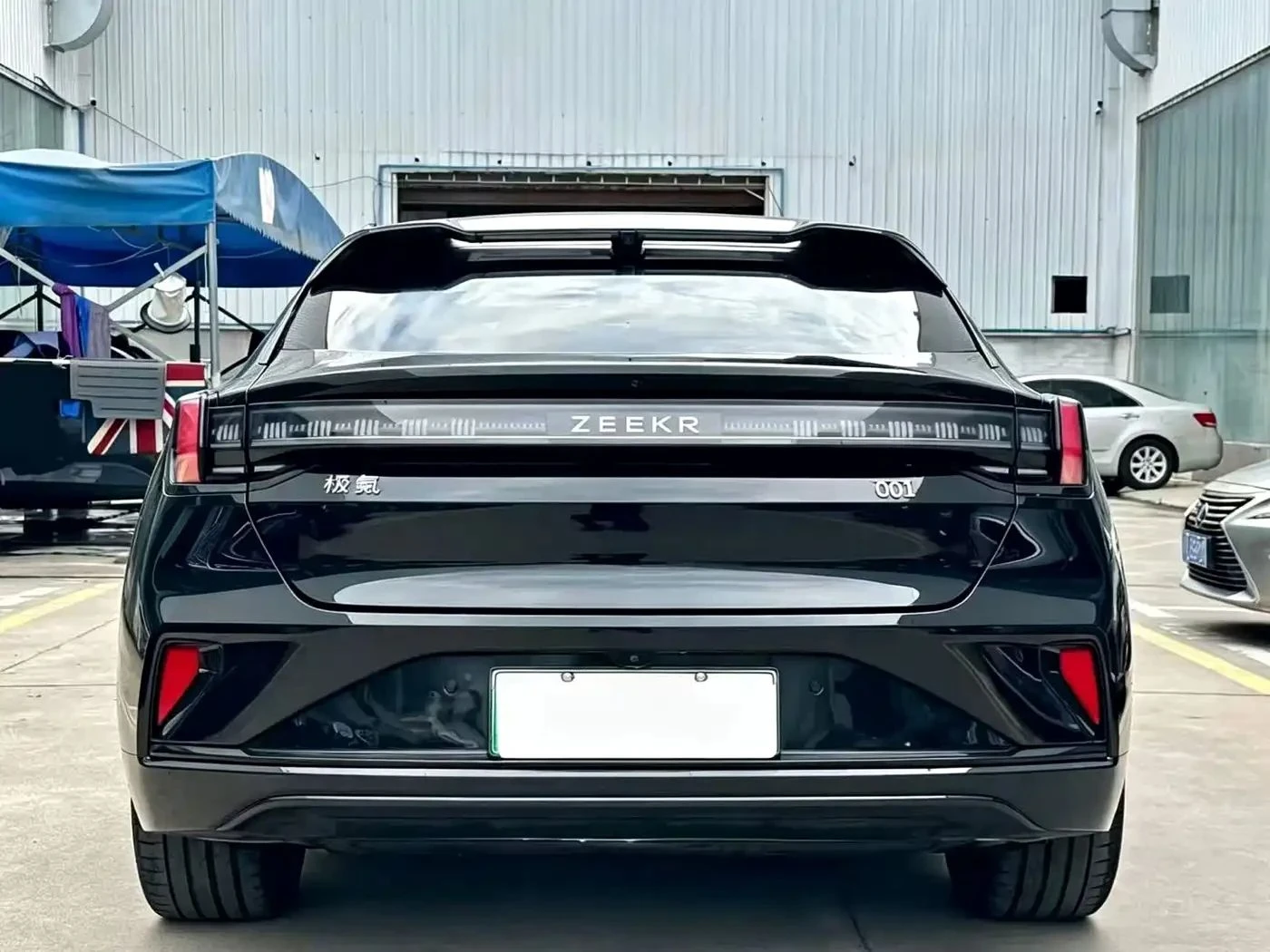 Zeekr 001, снимка 6 - Автомобили и джипове - 56711081
