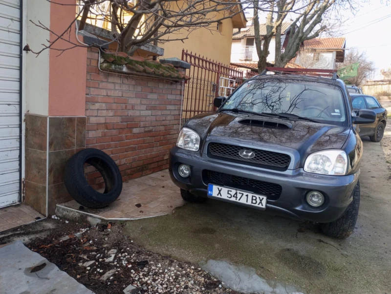 Hyundai Santa fe CRDI, снимка 3 - Автомобили и джипове - 48487687