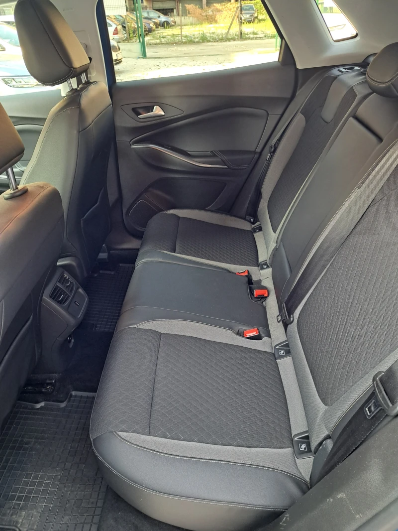 Opel Grandland X 2.0 CDTi 177 к.с Ultimate-Напълно Обслужен, снимка 12 - Автомобили и джипове - 51437324