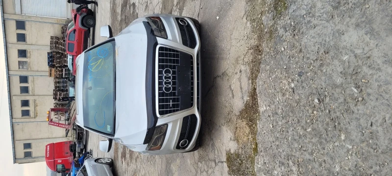 Audi Q5 3.2 FSI, снимка 9 - Автомобили и джипове - 53109308