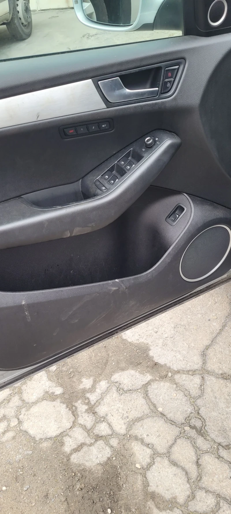 Audi Q5 3.2 FSI, снимка 7 - Автомобили и джипове - 53109308