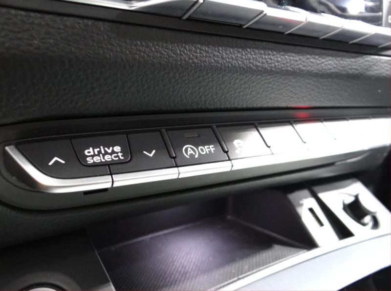 Audi Q5 SPORTBACK* PROGRESSIV* MATRIX* МЪРТВА* ТОЧКА* , снимка 9 - Автомобили и джипове - 53340338
