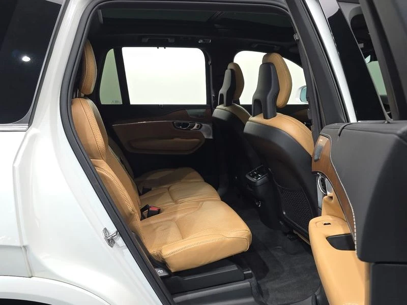 Volvo Xc90 * ПАНО* KEYLESS* Camera* ПОДГРЕВ* LED* , снимка 12 - Автомобили и джипове - 55642339