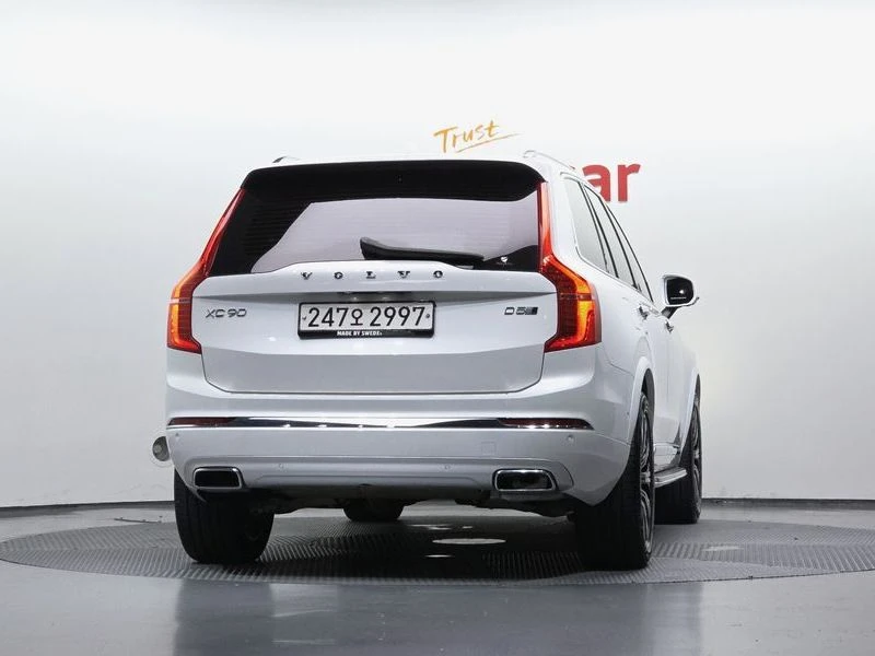 Volvo Xc90 * ПАНО* KEYLESS* Camera* ПОДГРЕВ* LED* , снимка 4 - Автомобили и джипове - 55642339