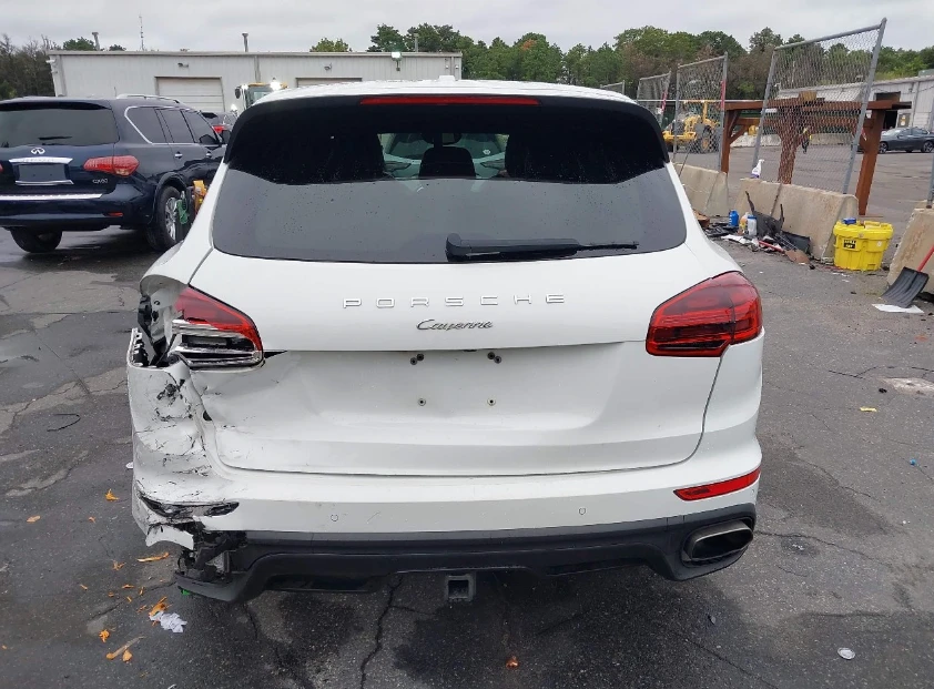 Porsche Cayenne PLATINUM EDITION - изображение 5