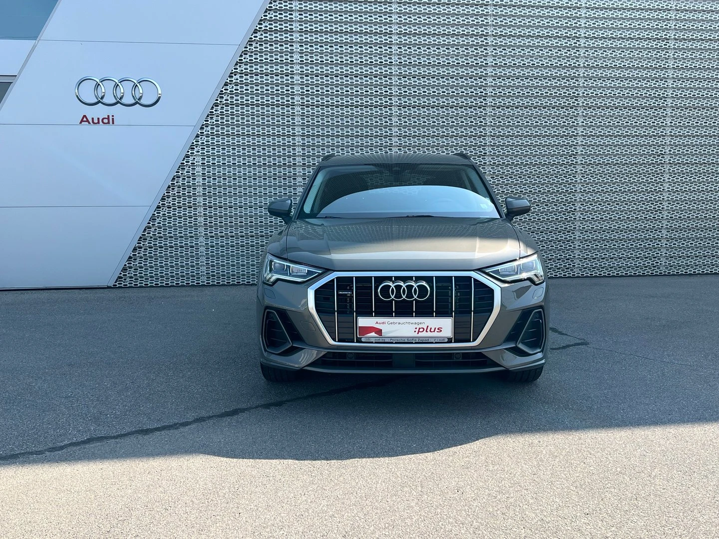 Audi Q3 S line 40 TDI quattro - изображение 2