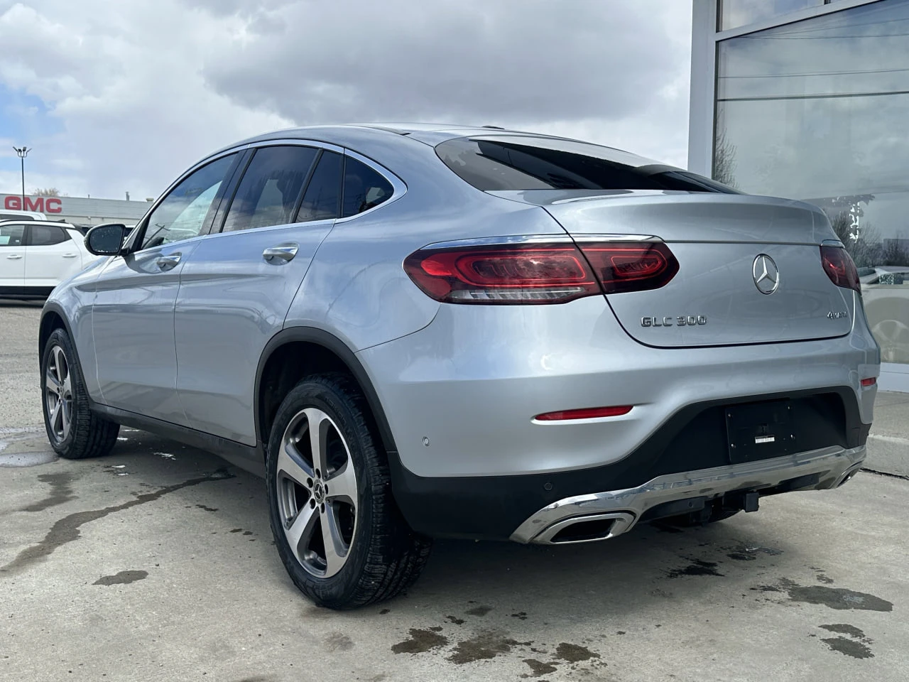 Mercedes-Benz GLC 300 * CARFAX * АВТО КРЕДИТ * ЦЕНА ДО БГ! - изображение 6