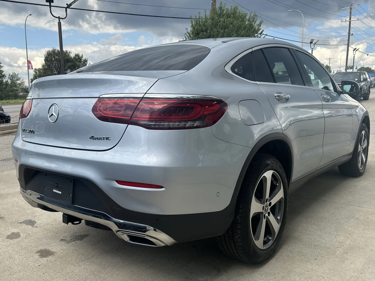 Mercedes-Benz GLC 300 * CARFAX * АВТО КРЕДИТ * ЦЕНА ДО БГ! - изображение 4