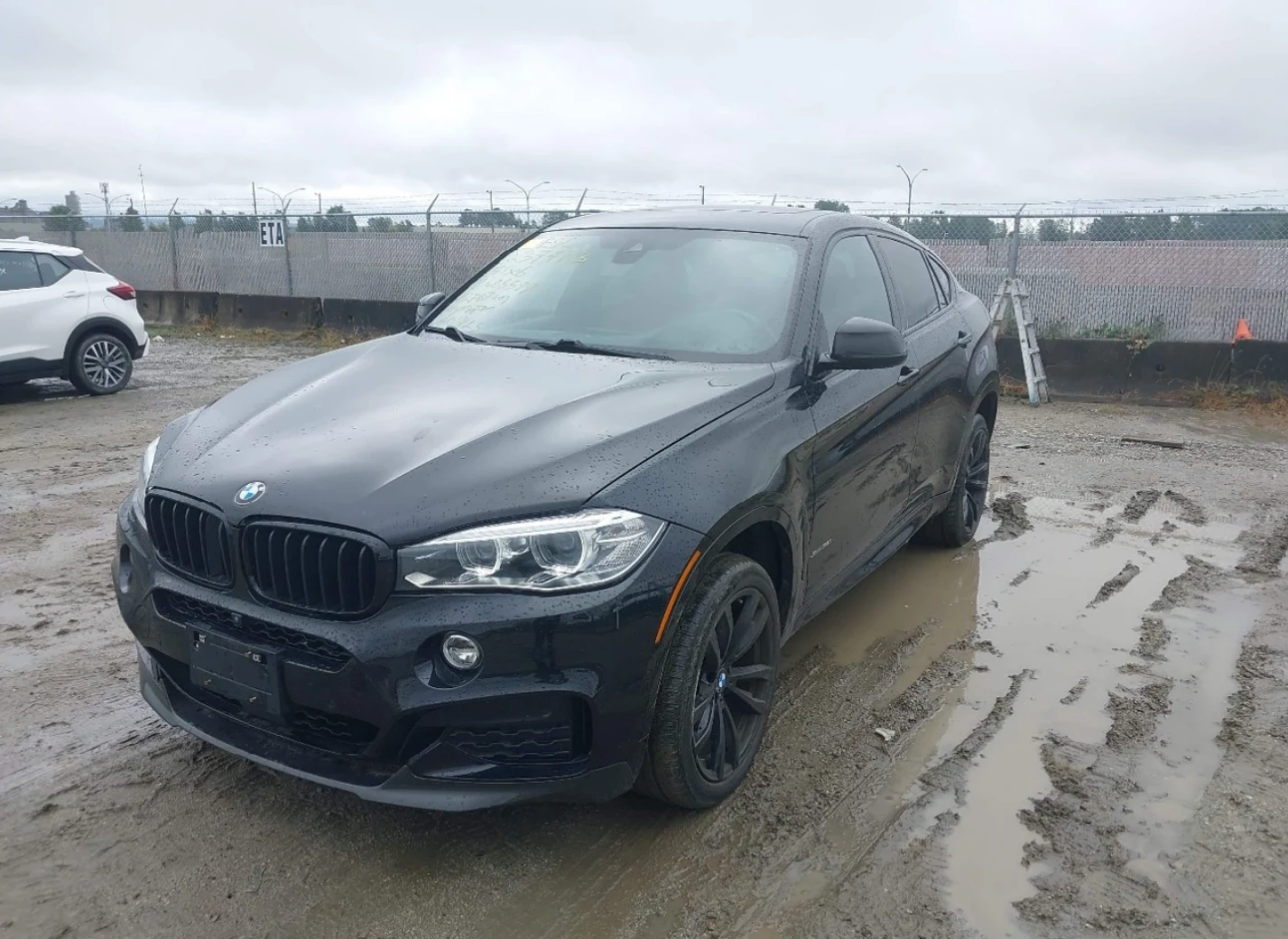BMW X6 HEADUP* ДИГ.ТАБЛО* HARMAN* 360* M. Окачване - изображение 4