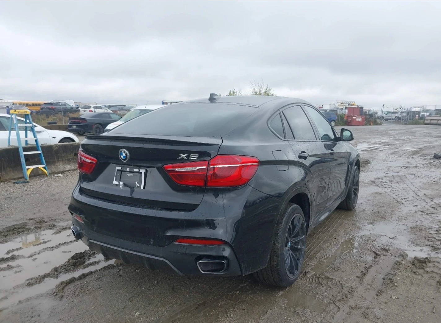 BMW X6 HEADUP* ДИГ.ТАБЛО* HARMAN* 360* M. Окачване - изображение 6