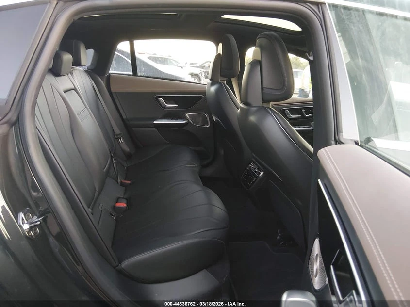 Mercedes-Benz EQE 350+ , снимка 8 - Автомобили и джипове - 54625850