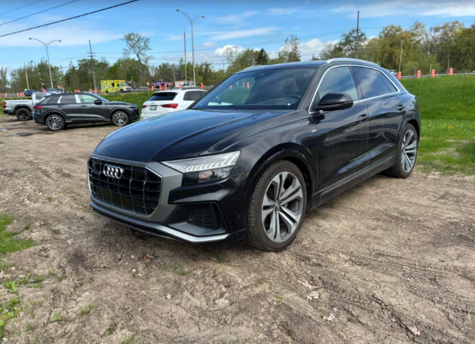 Audi Q8 QUATTRO 3.0L БЕЗ ИНЦИДЕНТИ CARFAX