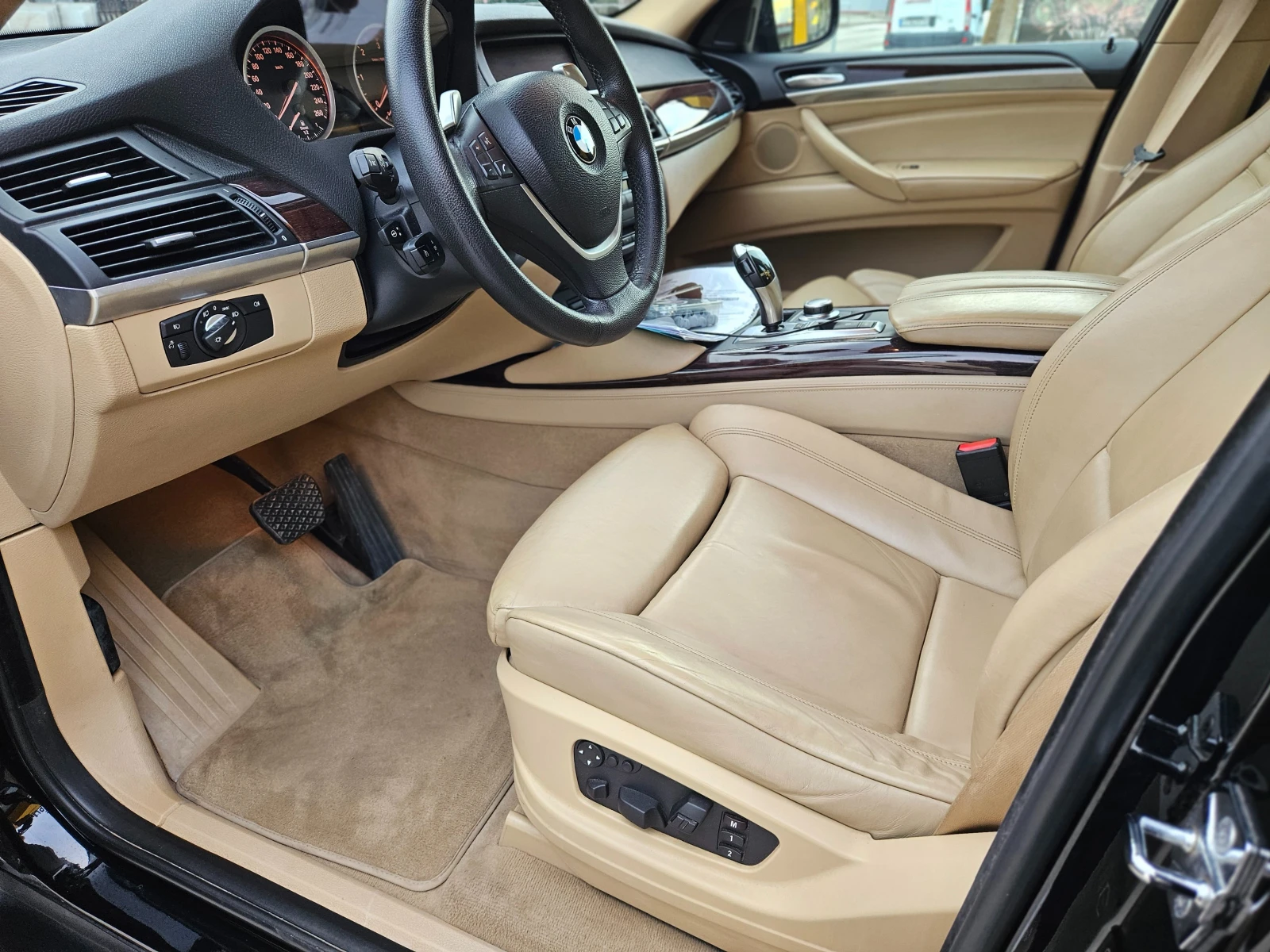 BMW X6 3.5d, снимка 15 - Автомобили и джипове - 54869701