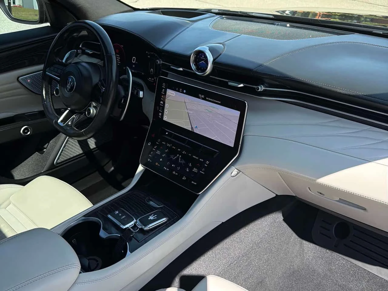 Maserati Grecale Modena /CARFAX /360/ХЕДЪП/ПАНО/ПОДГРЕВ/, снимка 15 - Автомобили и джипове - 55570074