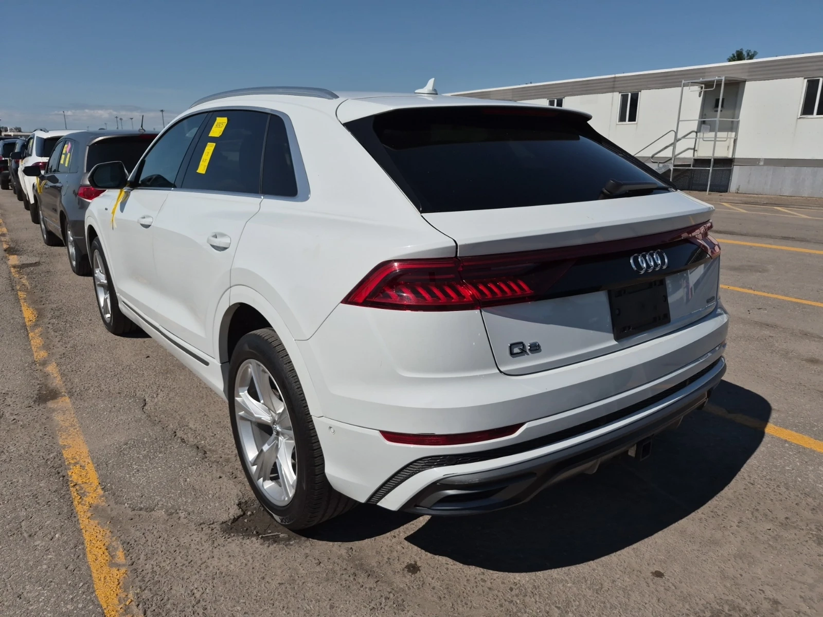 Audi Q8 55 TFSI Quattro Progressiv, снимка 4 - Автомобили и джипове - 55750626