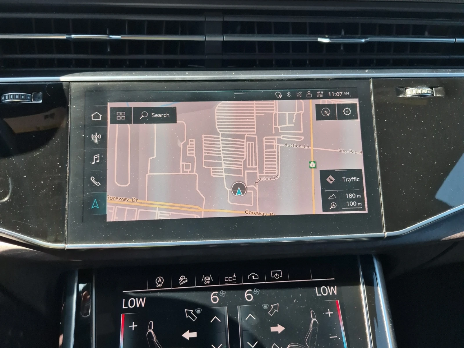 Audi Q8 55 TFSI Quattro Progressiv, снимка 9 - Автомобили и джипове - 55750626