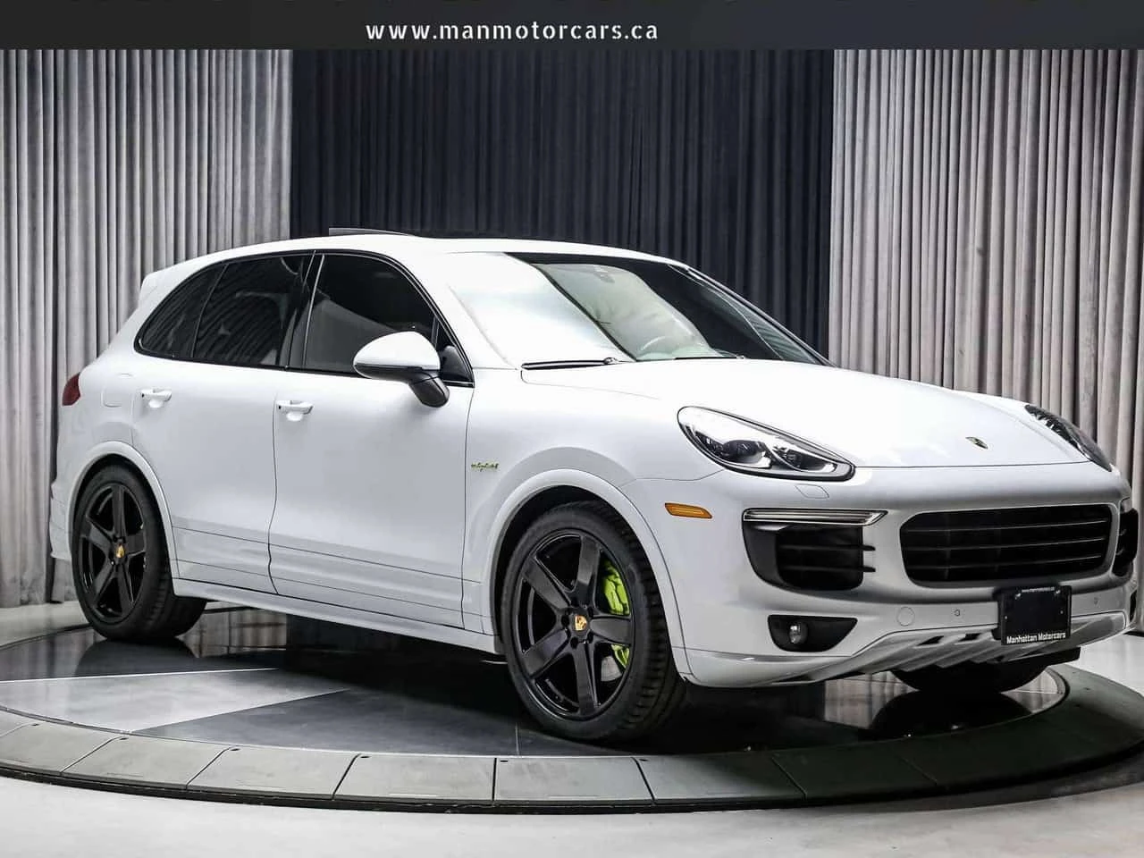 Porsche Cayenne * S PLATINUM E HYBRID V6| AIRSUSPENSION| 21INCHWHE, снимка 10 - Автомобили и джипове - 56297303