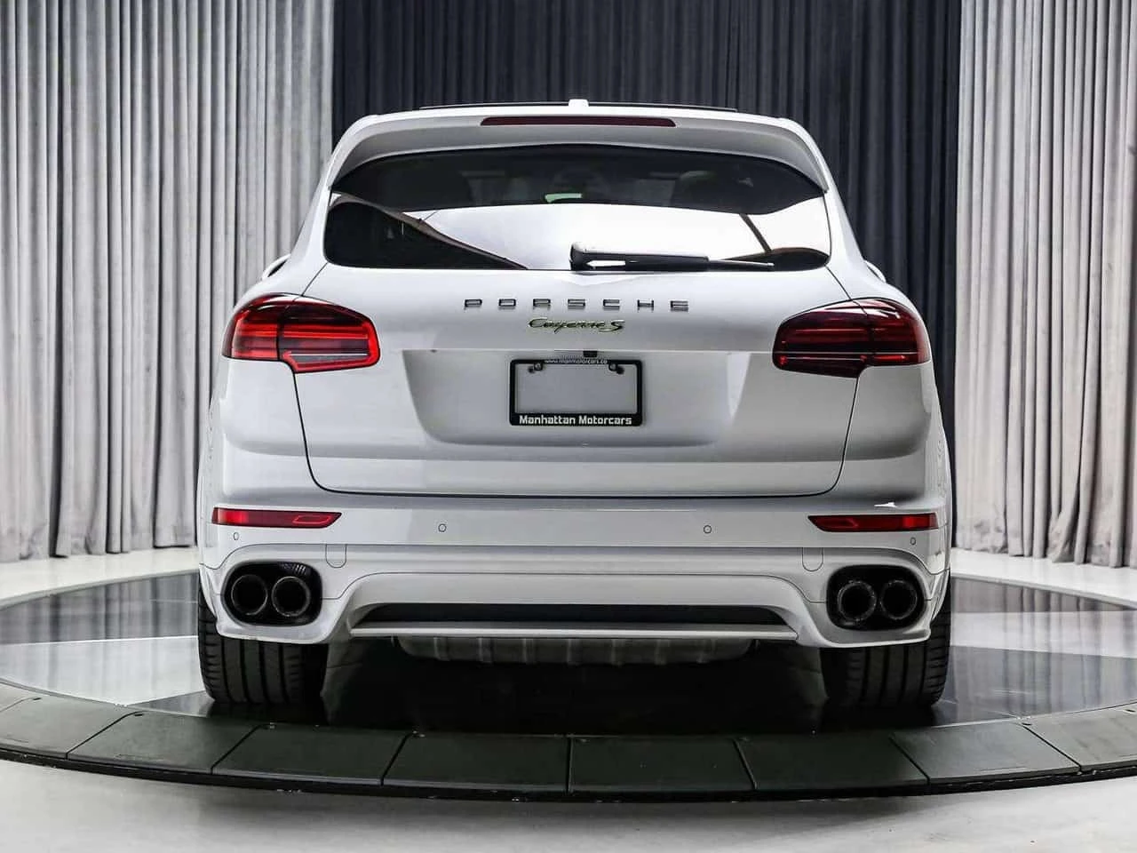 Porsche Cayenne * S PLATINUM E HYBRID V6| AIRSUSPENSION| 21INCHWHE, снимка 6 - Автомобили и джипове - 56297303