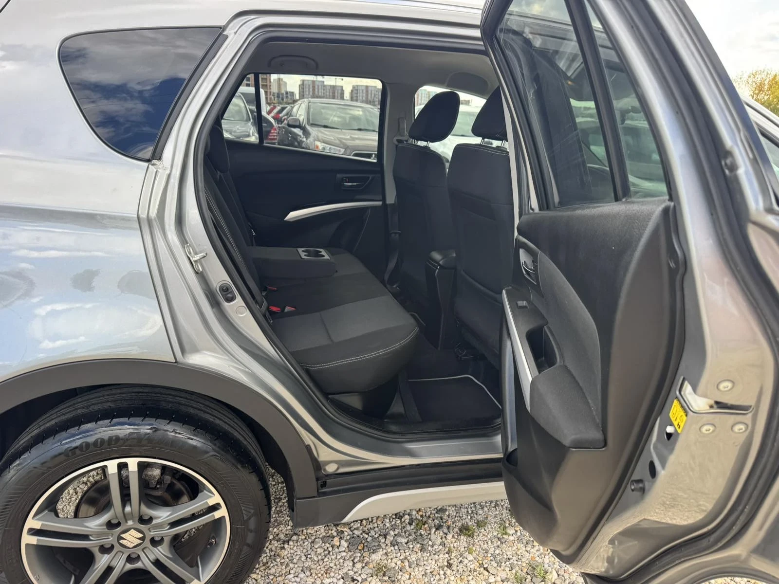Suzuki SX4 S-Cross 1.6i Swiss 4x4 | Mobile.bg � ����������� 14