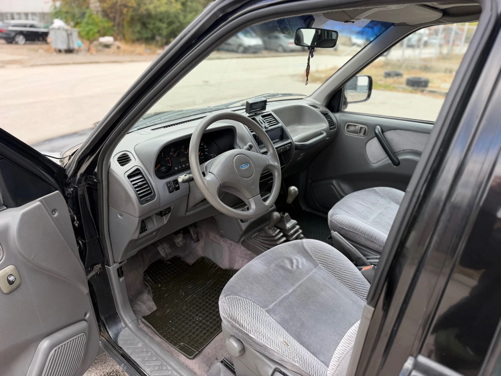 Nissan Terrano 2.7TD ������ | Mobile.bg � ����������� 9