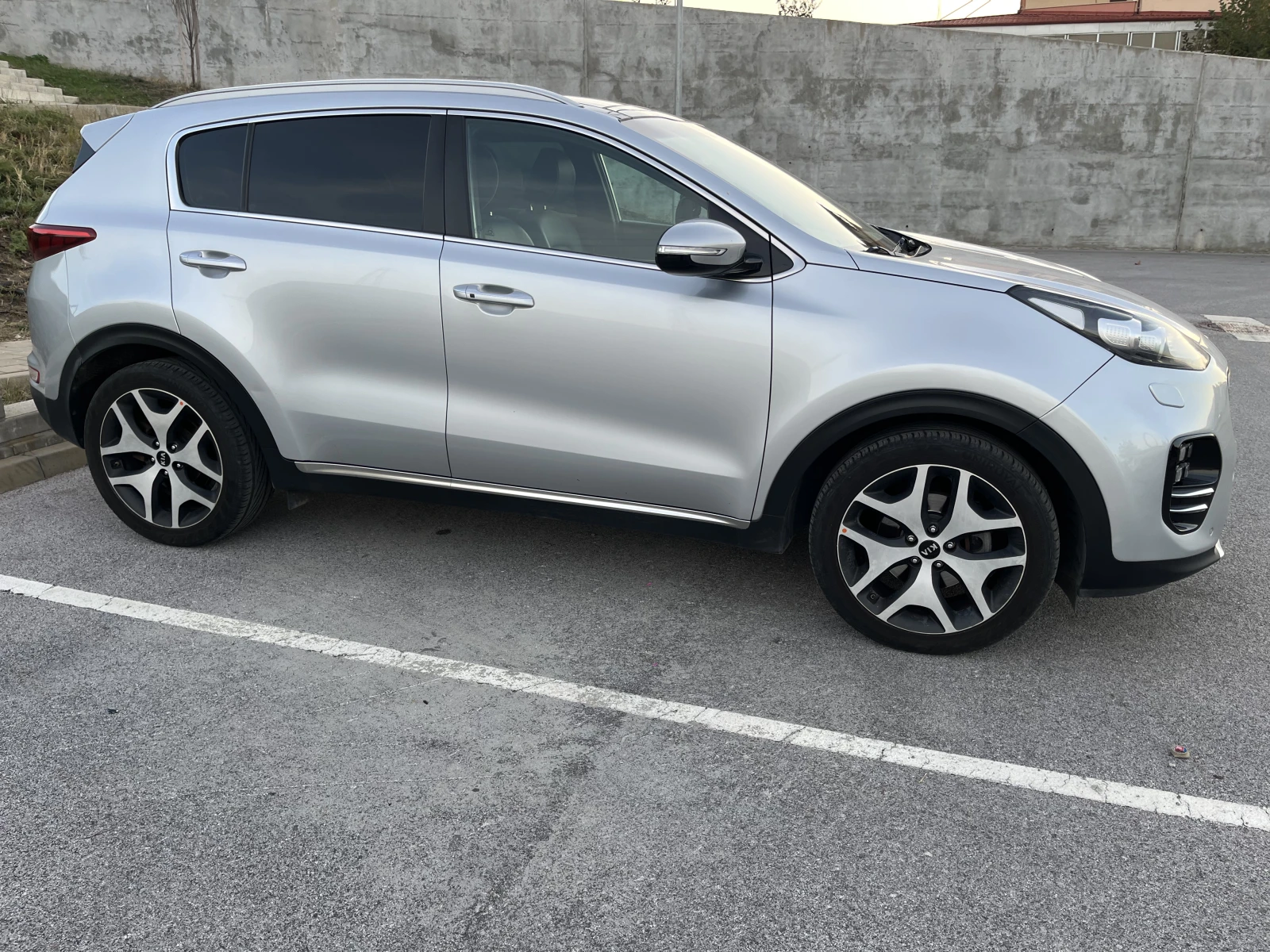 Kia Sportage GT-Line, снимка 2 - Автомобили и джипове - 56613194