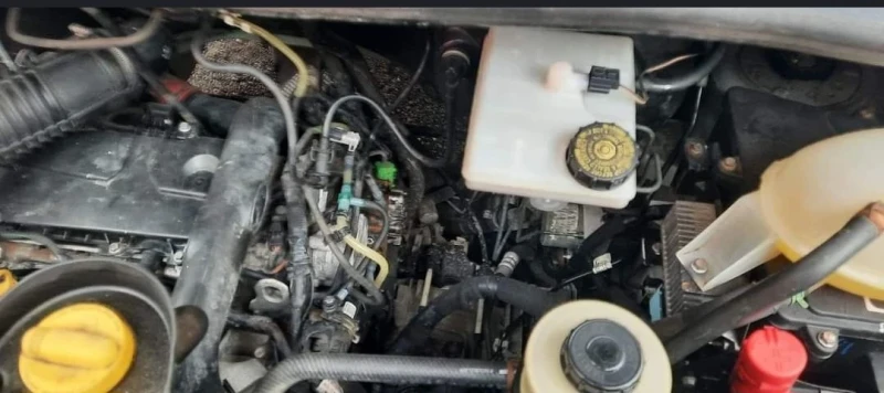 Renault Master, снимка 10 - Бусове и автобуси - 52723138