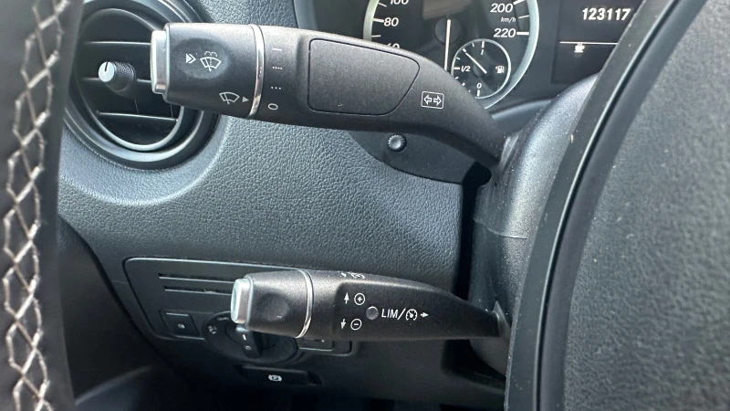 Mercedes-Benz Vito 111 CDI , снимка 16 - Бусове и автобуси - 52640595
