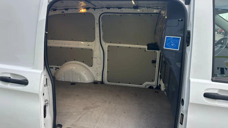 Mercedes-Benz Vito 111 CDI , снимка 11 - Бусове и автобуси - 52640595