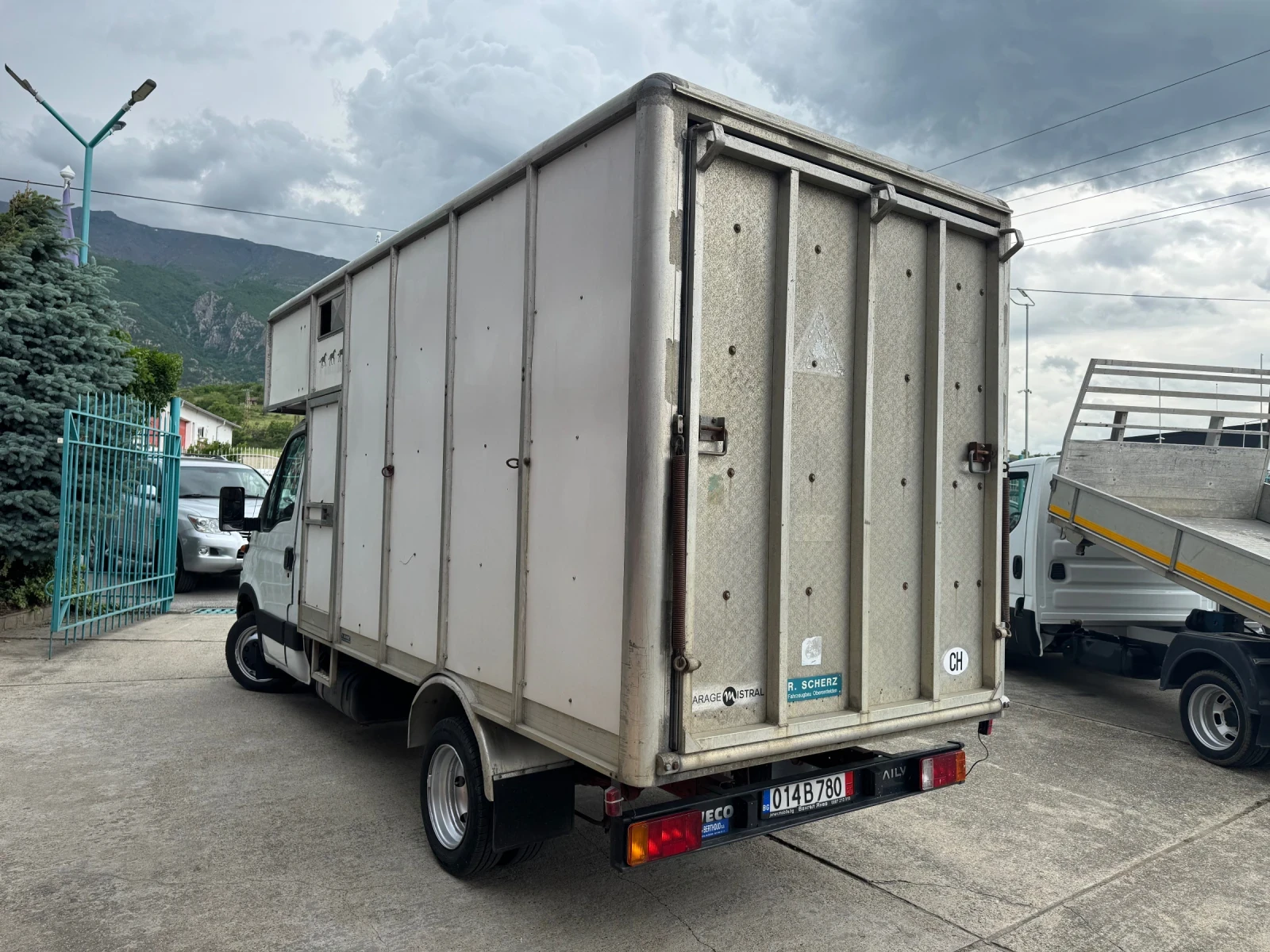 Iveco Daily Животновоз* 35C11* 2.8TDI* до 3.5 тона - изображение 5
