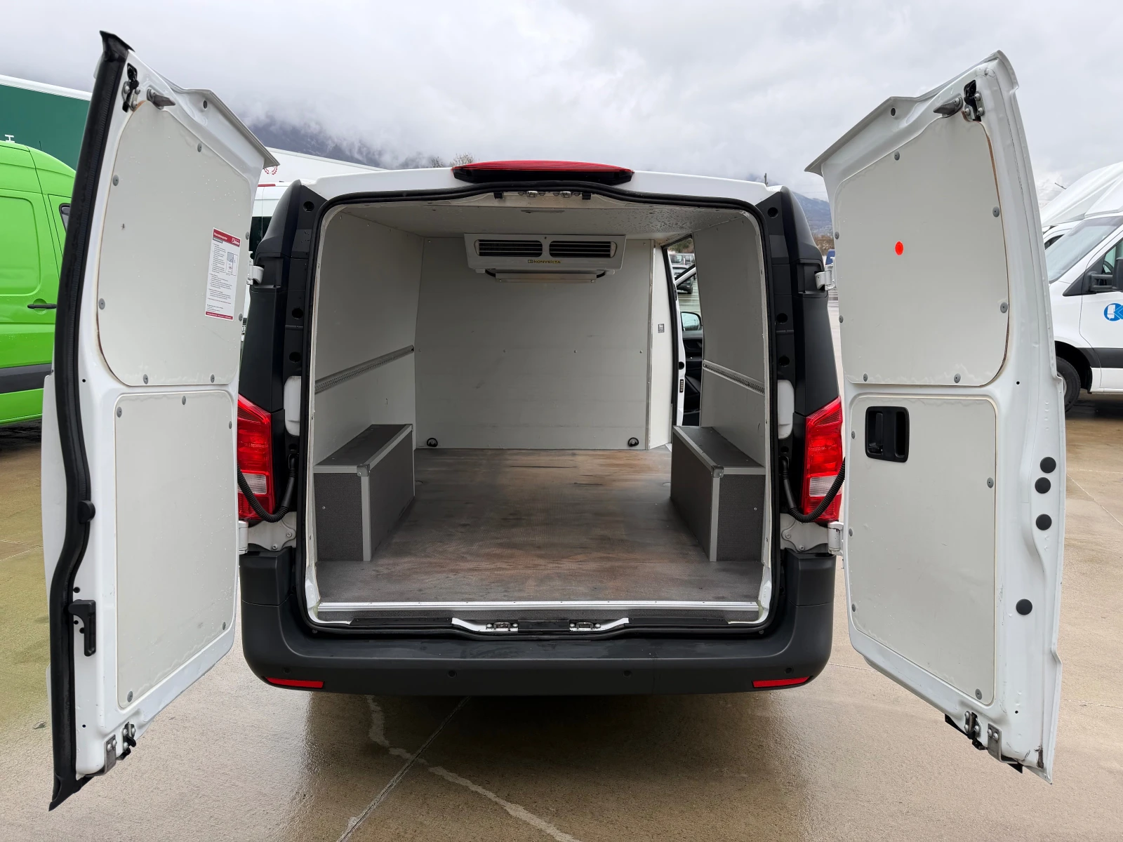 Mercedes-Benz Vito ХЛАДИЛЕН!KONVEKTA!LONG!FULL!LED!ТОП!, снимка 11 - Бусове и автобуси - 54065517