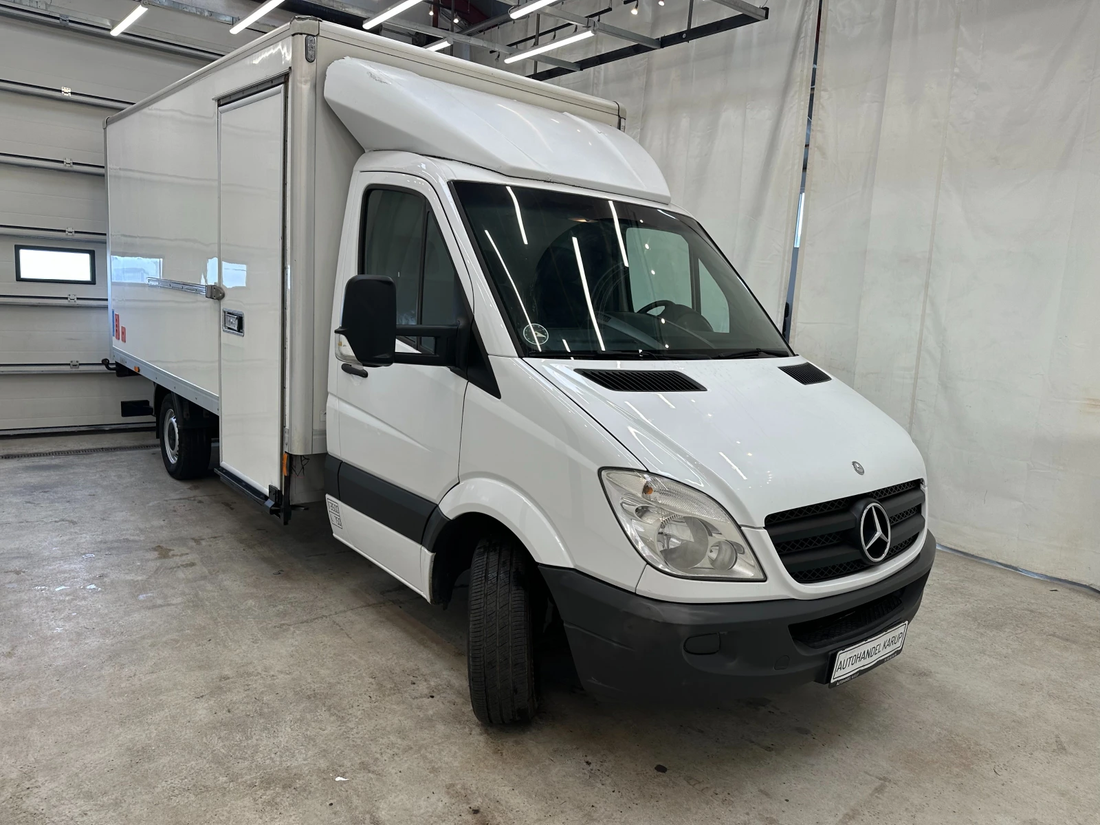 Mercedes-Benz Sprinter 316, снимка 2 - Бусове и автобуси - 56390088
