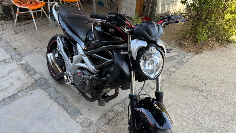 Suzuki Gladius, снимка 2 - Мотоциклети и мототехника - 51541690