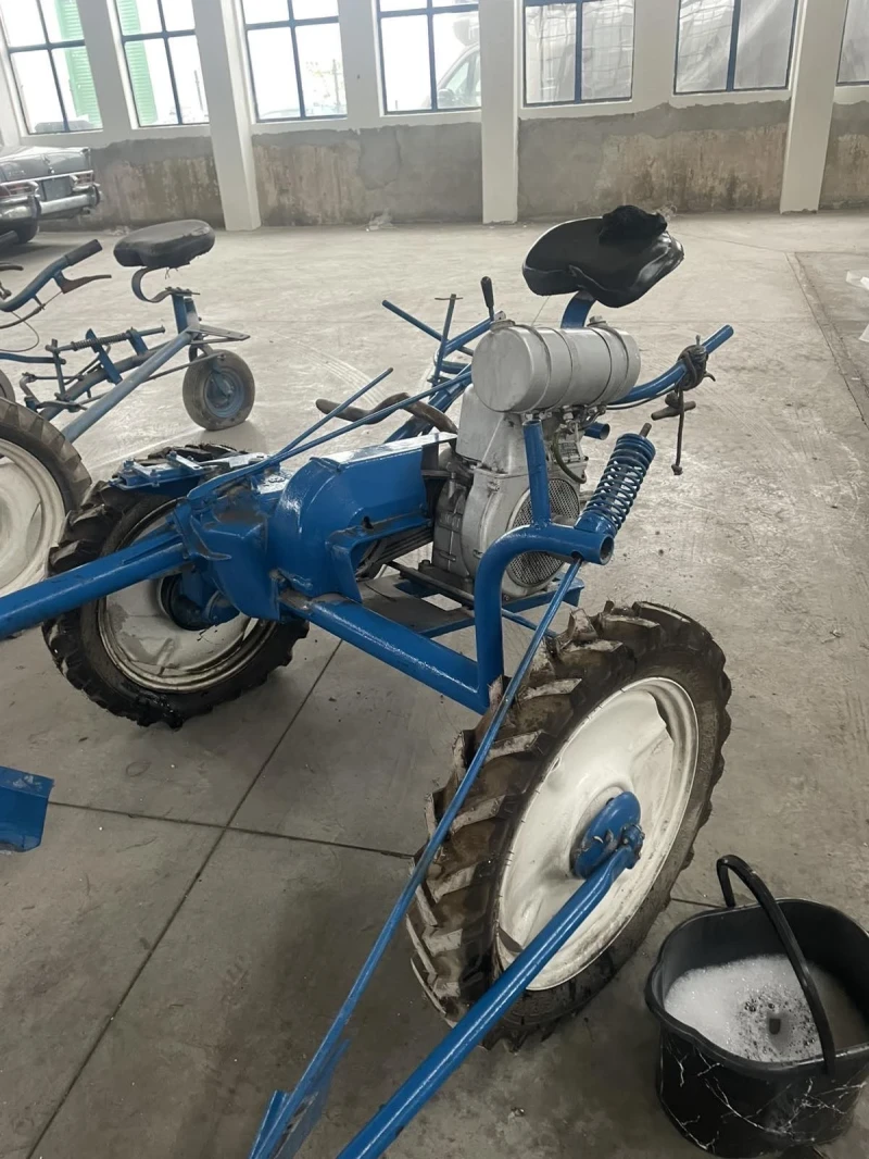 Сенокосачка Друга марка Налични 2бр., снимка 2 - Селскостопанска техника - 52311273