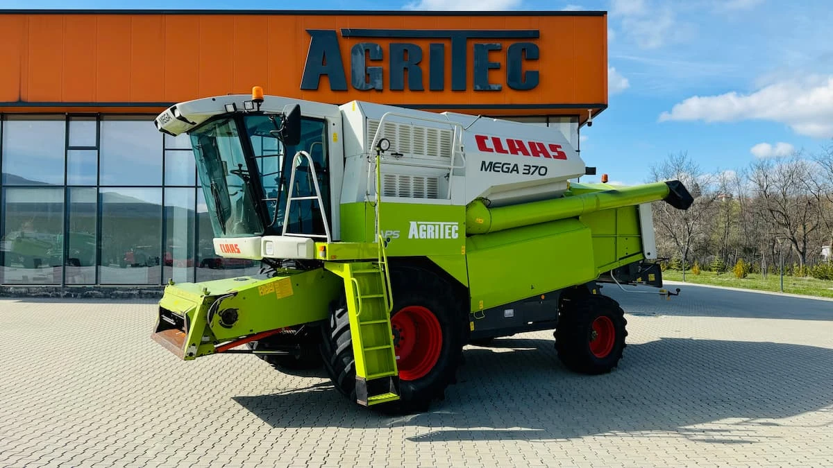 Комбайн Claas MEGA 370 4x4