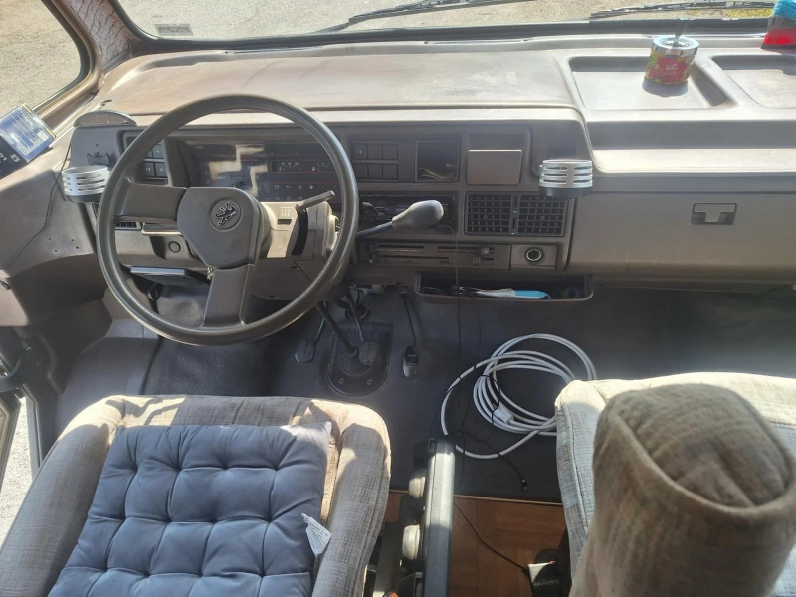Кемпер Peugeot J5 Tabbert, снимка 7 - Каравани и кемпери - 54945082