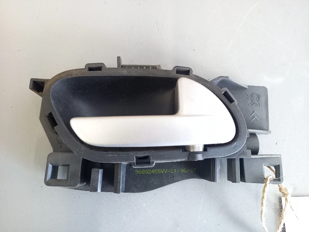       207SW  | Mobile.bg   1