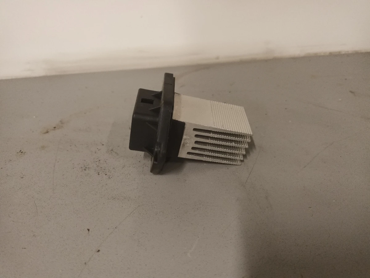 ������� ����� ��� �������� 2.9� ������  | Mobile.bg � ����������� 1