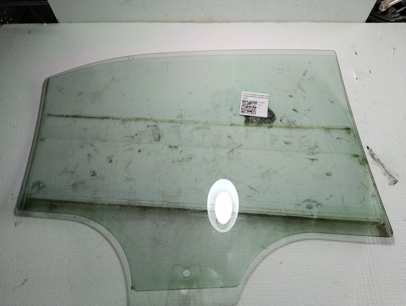 стъкло странично задно ляво хечбек 43R00351 E000233 Seat Toledo