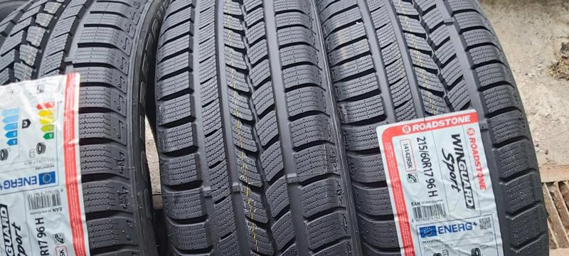 Гуми Зимни 215/60R17, снимка 3 - Гуми и джанти - 34684092