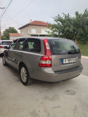 Volvo V50  - изображение 4