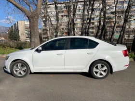 Skoda Octavia 1.8 TSI 180к.с. Facelift LED Vision, снимка 2