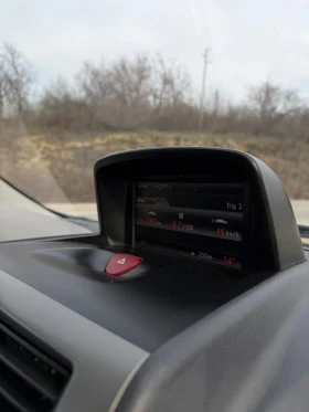 Peugeot Expert 2, 0HDI 160кс 7+ 1МЕСТА АВТОМАТ КЛИМАТРОНИК ПЕЧКА, снимка 16