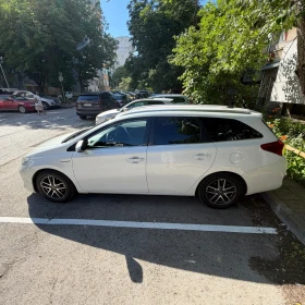 Toyota Auris, снимка 11