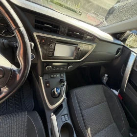 Toyota Auris, снимка 7