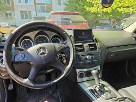 Mercedes-Benz 220, снимка 4 - Автомобили и джипове - 45211411