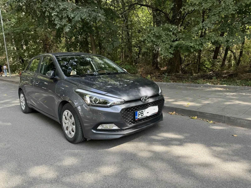 Hyundai I20, снимка 2 - Автомобили и джипове - 48624660