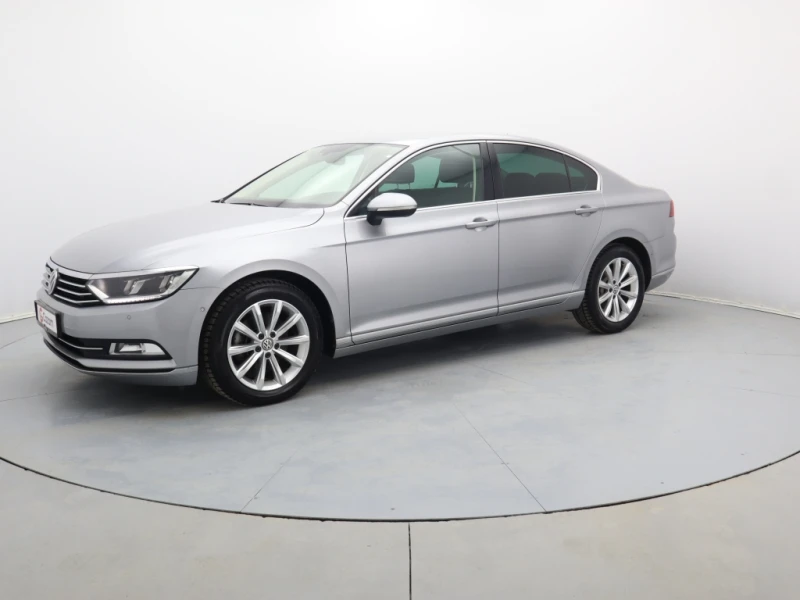 VW Passat 1.5 TSI 2г. ГАРАНЦИЯ, снимка 4 - Автомобили и джипове - 48322814