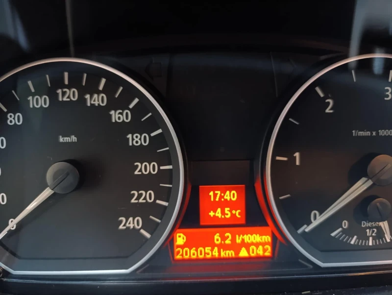 BMW 118, снимка 7 - Автомобили и джипове - 48091894